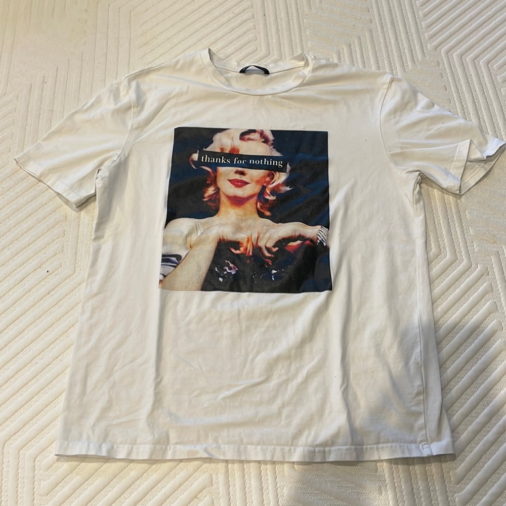Oversized tee shirt